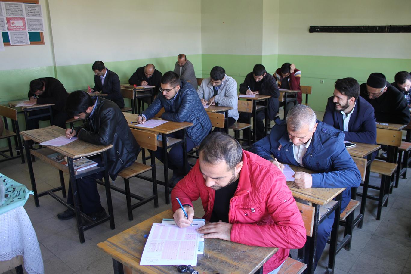 Muş’ta 'Kur'an Pınarı Sınavı'na yoğun katılım Muş’ta 'Kur'an Pınarı Sınavı'na yoğun katılım